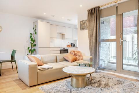 Uxbridge Road, London 1 bed apartment for sale