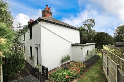 Garden Cottages, Harris Alley... 2 bed end of terrace house for sale