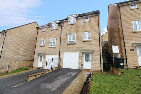 Staincliffe Drive, Keighley, BD22 3 bed semi