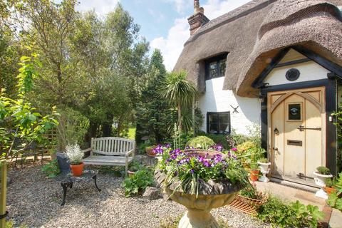 Mill Lane, Romsey 4 bed detached house for sale
