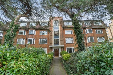 Manor Road, Bournemouth, Dorset 1 bed apartment for sale