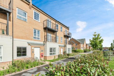 Southampton SO31 2 bed apartment for sale