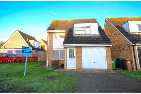 Tollgate, Peterborough PE3 3 bed detached house for sale