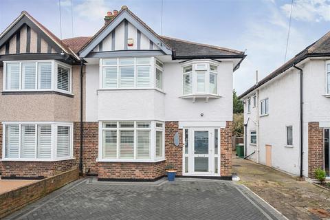 Romany Gardens, Sutton SM3 3 bed house for sale