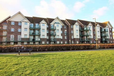 Colin Road, Paignton 2 bed flat for sale