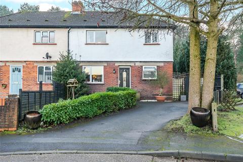 Stonehill Road, Surrey GU18 2 bed semi