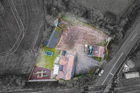 Stone Road, Bramshall ST14 3 bed detached house for sale