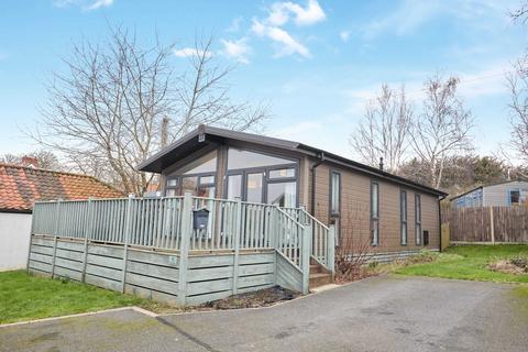 Alder Country Park, Norfolk 2 bed park home for sale