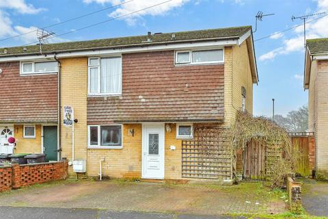 Boyle Crescent, Waterlooville, Hampshire 3 bed semi