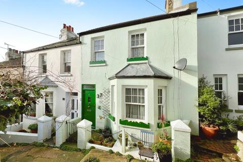 Sandgate 2 bed terraced house for sale