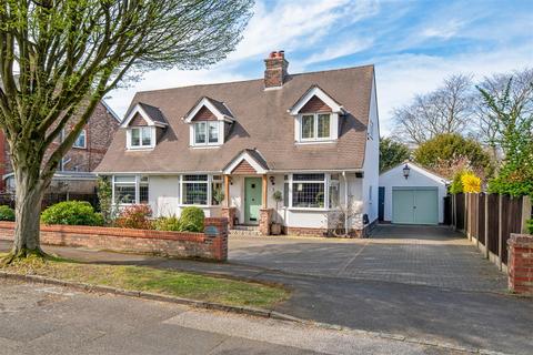 Summerville Gardens, Stockton Heath... 4 bed cottage for sale