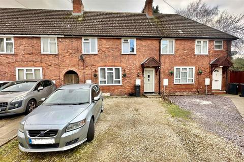 Cross Place, Sedgley DY3 4 bed terraced house for sale