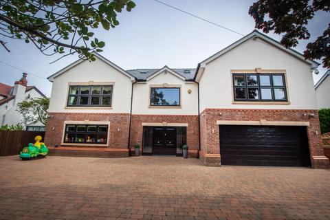 Argarmeols Road, Formby, Liverpool, L37 5 bed detached house for sale