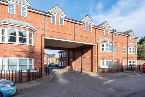 Little Hallfield Road, York YO31 7UH 2 bed apartment for sale