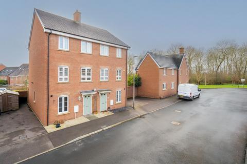 Trinidad Grove, Milton Keynes, MK3 4 bed semi
