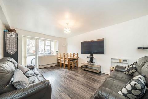 Sidney Street, London E1 3 bed flat for sale