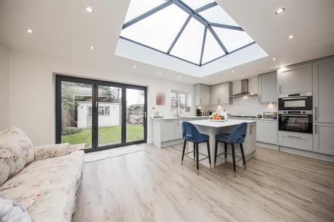 Lunsford Lane, Aylesford ME20 3 bed semi