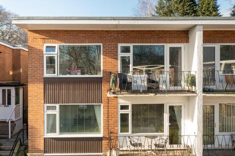 Otley Road, Leeds LS16 2 bed apartment for sale