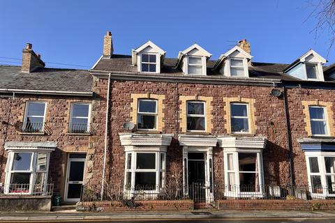 New Road, Llandovery, Carmarthenshire. 2 bed terraced house for sale