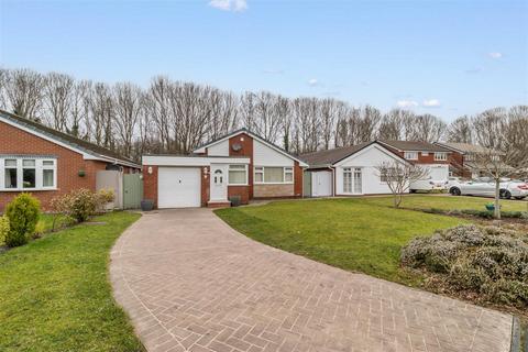 Carpenter Grove, Padgate, Warrington 3 bed detached bungalow for sale