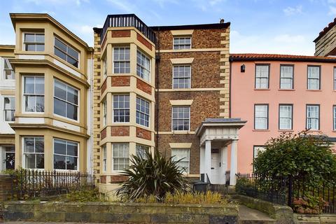 Front Street, Tynemouth, North Shields 4 bed maisonette for sale