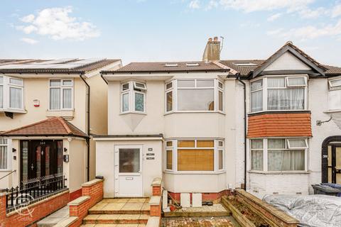 Greenford Avenue, Hanwell, London, W7 2 bed flat for sale
