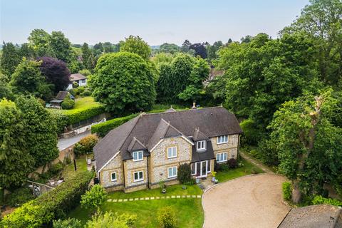 Walpole Avenue, Chipstead 7 bed detached house for sale