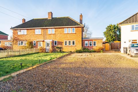 St. Marys Road, Stalham 3 bed semi