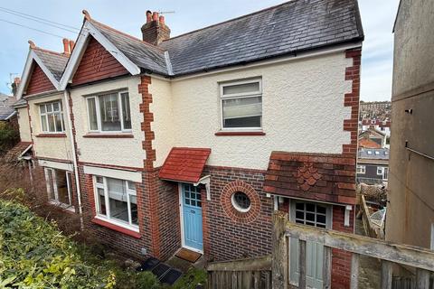 Stanmer Park Road, Hollingdean, Brighton 1 bed flat for sale