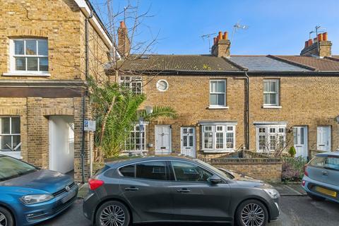 Rosedale Road, Richmond TW9 2 bed house for sale