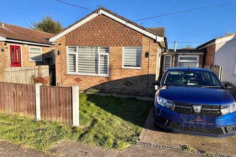 Brandenburg Road, Canvey Island 2 bed bungalow for sale