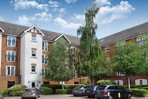 Woodfield Road, Crawley RH10 1 bed apartment for sale