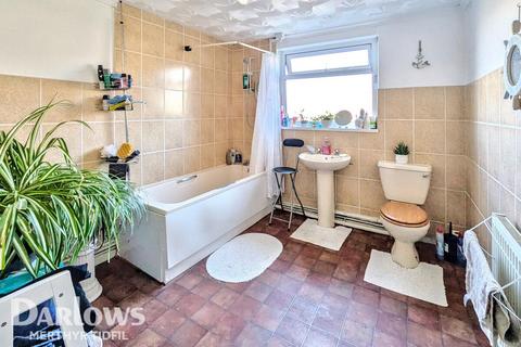 Griffith Terrace, Merthyr Tydfil 2 bed terraced house for sale