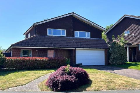 Chesterfield Drive, Sevenoaks, Kent 4 bed detached house for sale