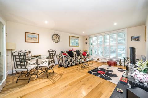 Flagstaff House, St George Wharf SW8 2 bed apartment for sale
