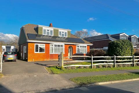 Springfield Avenue, Holbury... 4 bed detached house for sale