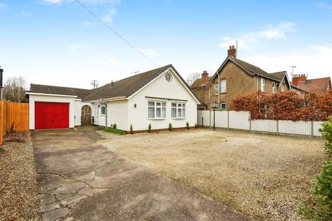 North Parade, Grantham NG31 6 bed detached house for sale