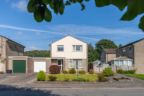3 Valley Drive, Kendal, Cumbria, LA9 7AQ 3 bed link detached house for sale