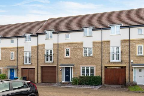 Willen Park, Milton Keynes MK15 4 bed terraced house for sale