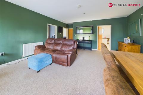 Old Station Road, Huntingdon PE26 2 bed apartment for sale