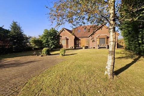 Swansea Road, Merthyr Tydfil CF48 4 bed detached bungalow for sale