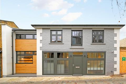 Camden Mews, Camden Town, London, NW1 4 bed terraced house for sale