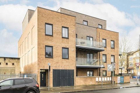 Curzon Crescent, London NW10 1 bed flat for sale