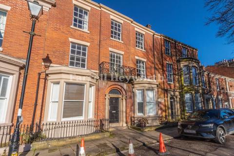 Bank Parade, Preston PR1 1 bed flat for sale