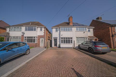 Redlands Road, Solihull, B91 3 bed semi