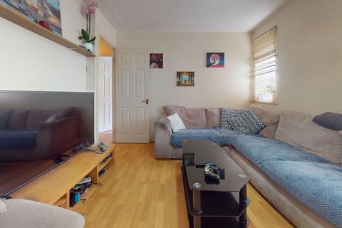 Woodgate Drive, London, SW16 1 bed flat for sale