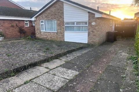 Mountbatten Drive, Eastbourne BN23 2 bed semi