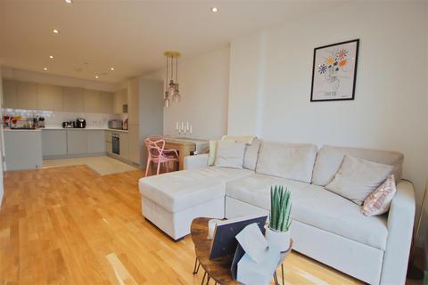 Franklin Court,Brook Road, Borehamwood 1 bed flat for sale