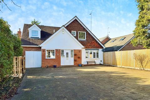 Denmark Avenue, Woodley, Reading 5 bed detached house for sale