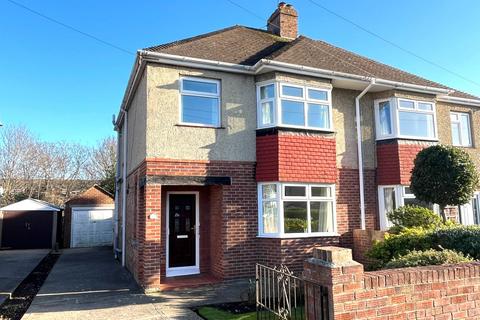 St. Marks Close, Alverstoke, Gosport... 3 bed semi